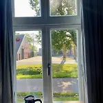 Historisches Reetdach-haus - Bis Zu 20 Personen Grossefehn