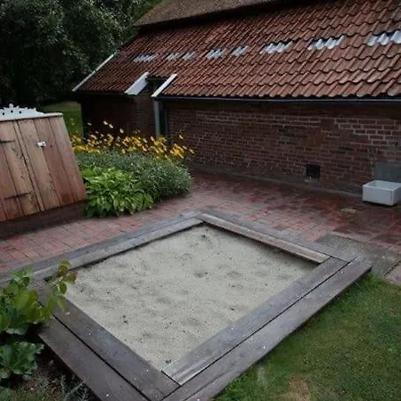 Historisches Reetdach-haus - Bis Zu 20 Personen Vakantiehuis