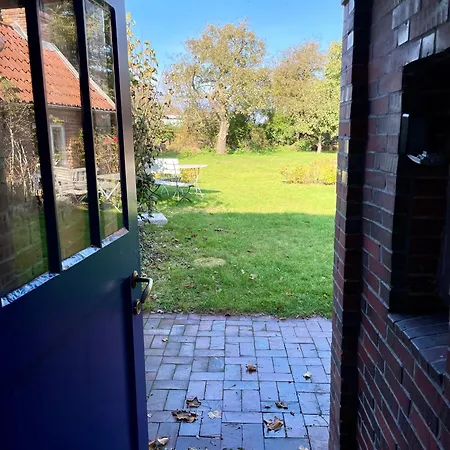 Vakantiehuis Historisches Reetdach-haus - Bis Zu 20 Personen *