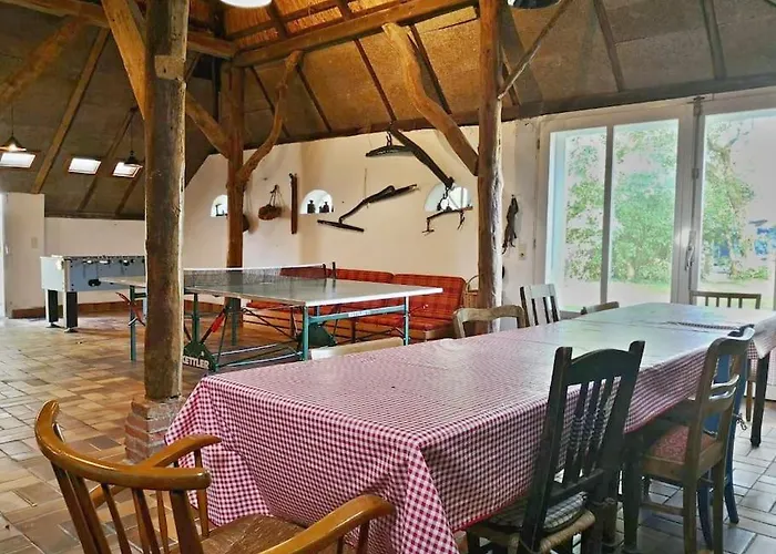 Historisches Reetdach-haus - Bis Zu 21 Personen Ferienhaus