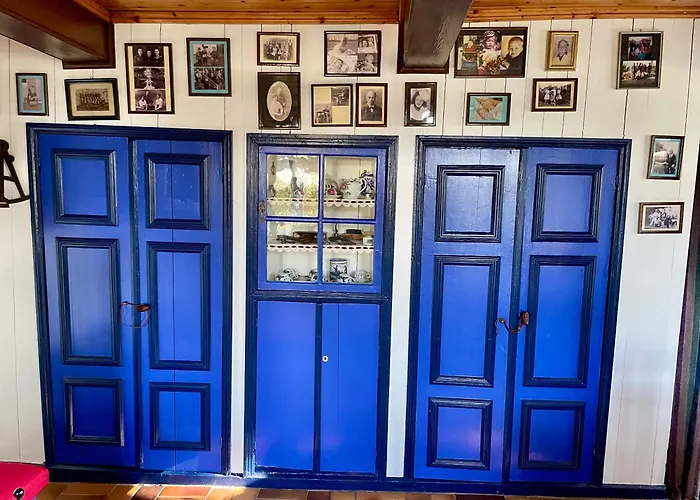 Ferienhaus Historisches Reetdach-haus - Bis Zu 21 Personen *